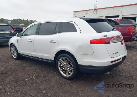 2013 Lincoln Mkt Ecoboost z USA, uszkodzony, nr VIN 2LMHJ5AT3DBL55593